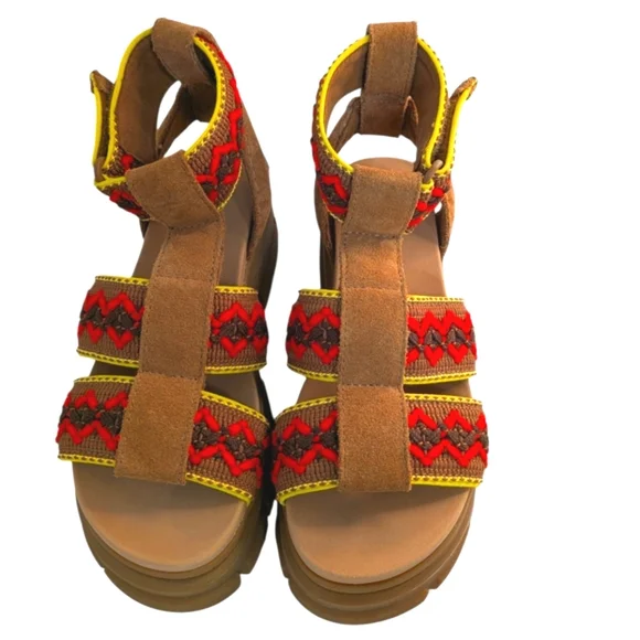 UGG Ashton Heritage Braid Chestnut Sandals Women's.... Size 7 - Picture 2 of 8